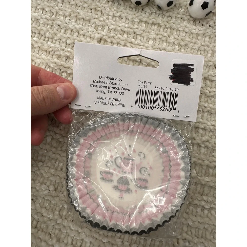 Wilton Celebrate It Cupcake Liners Picks Candles‎ Halloween Pumpkin Soccer Lot